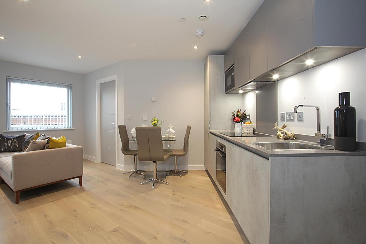 Foundry One Bedroom Apartments Close To Town Center ルートン エクステリア 写真