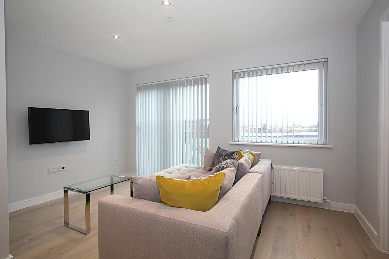 Foundry One Bedroom Apartments Close To Town Center ルートン エクステリア 写真