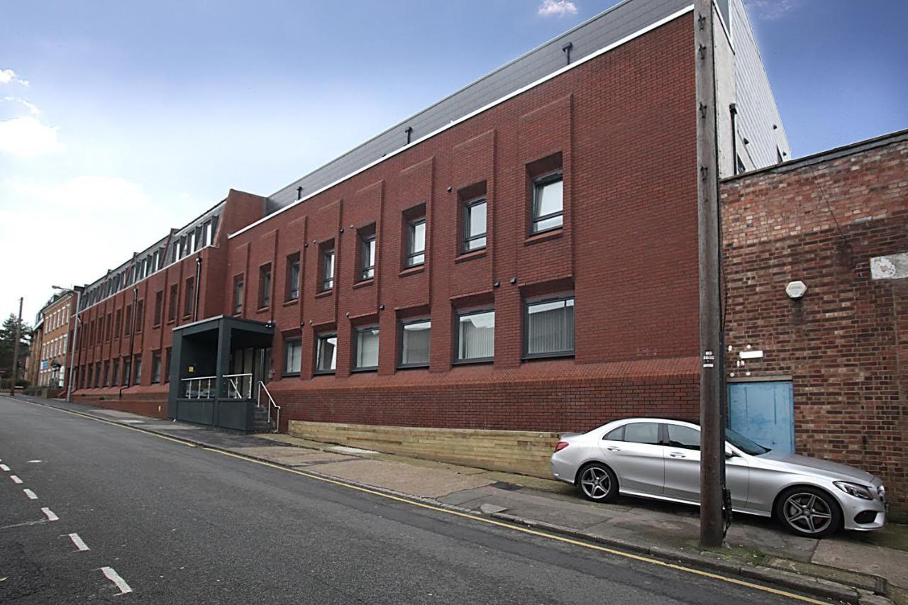 Foundry One Bedroom Apartments Close To Town Center ルートン エクステリア 写真