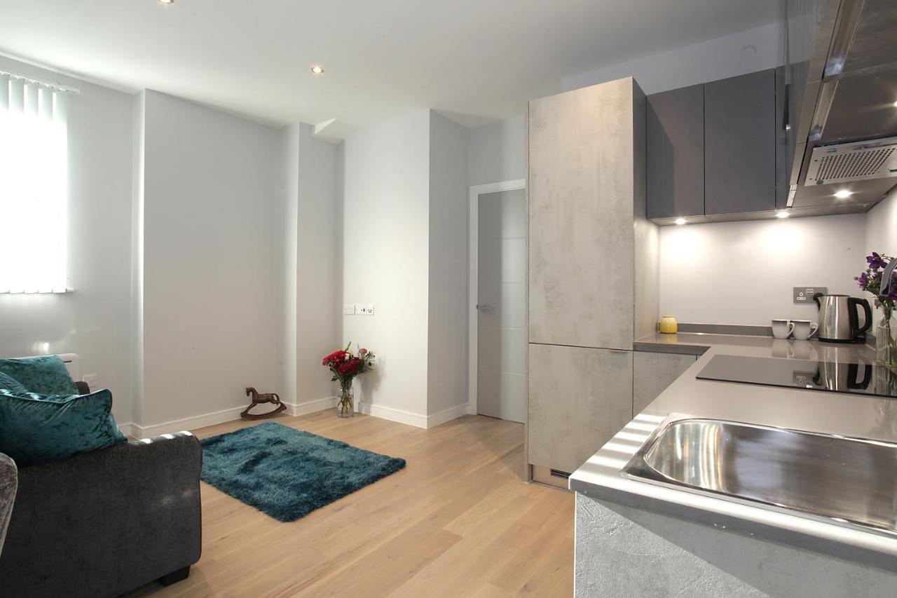 Foundry One Bedroom Apartments Close To Town Center ルートン エクステリア 写真